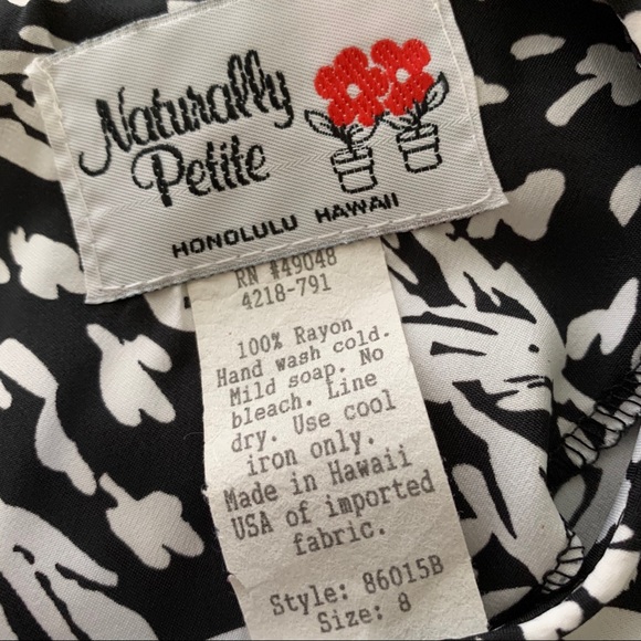 NATURALLY PETITE Two piece outfit - Picture 5 of 5